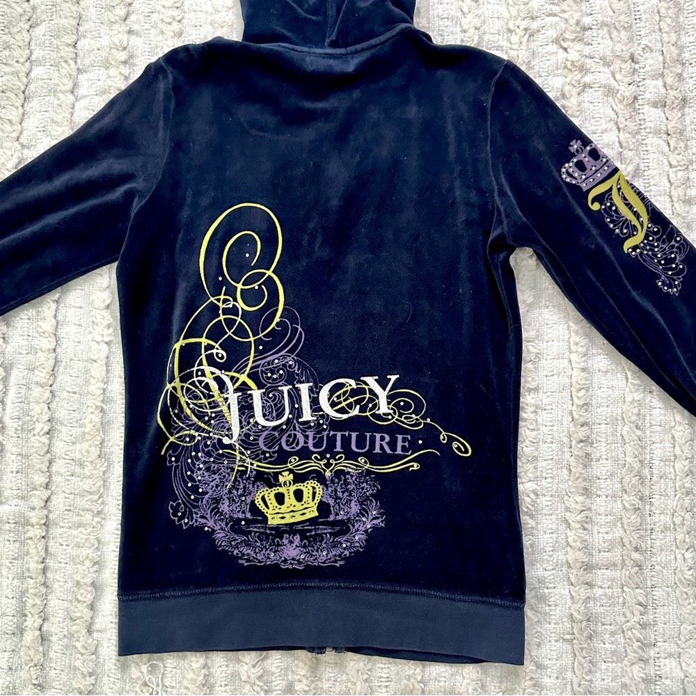 Vintage Y2K JUICY COUTURE Velour Hooded Jacket